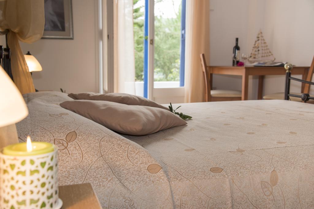 Elena Apartments Pollonia Rum bild